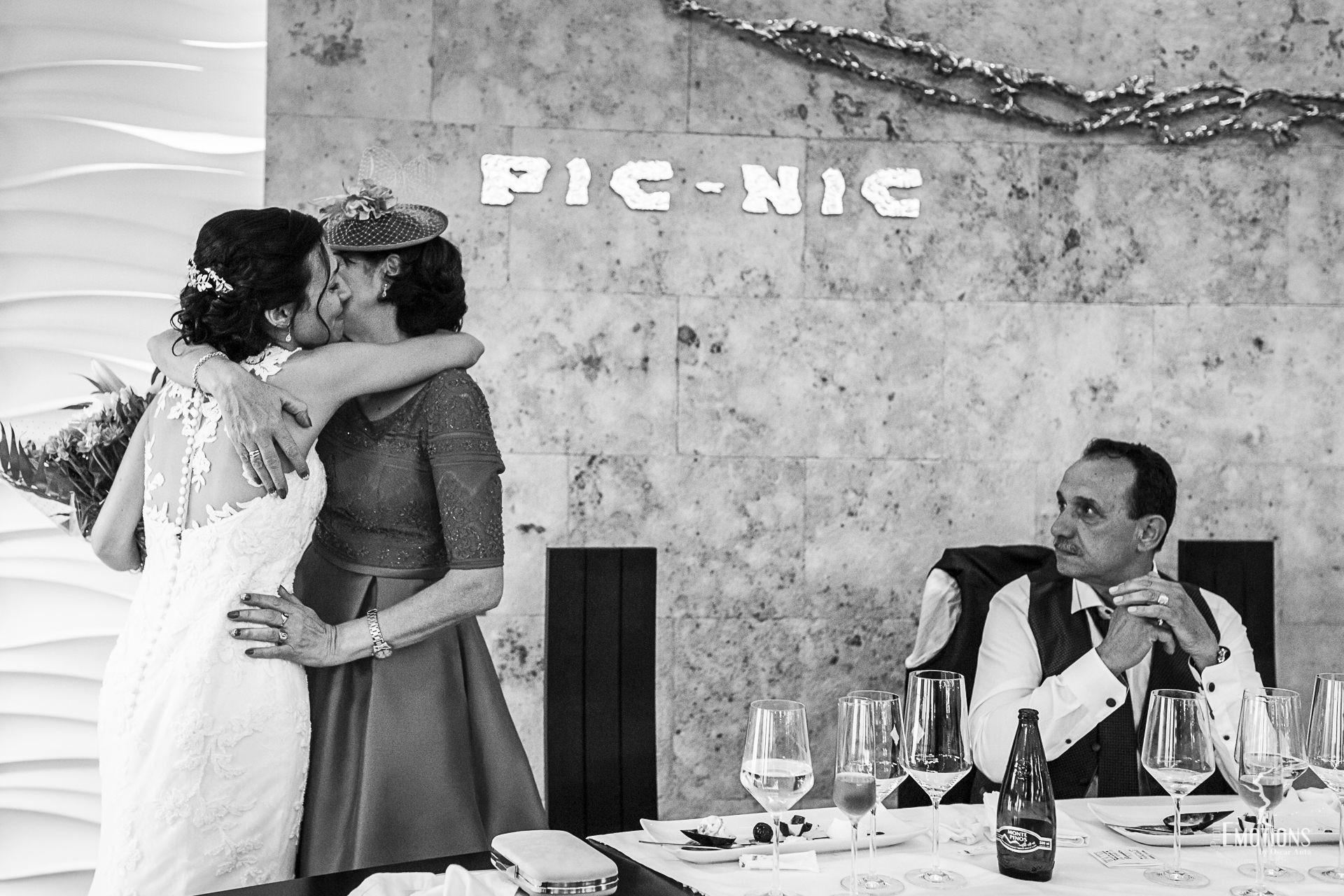 boda_civil_fotografo_valladolid_restaurante_picnic_photoemotions 18